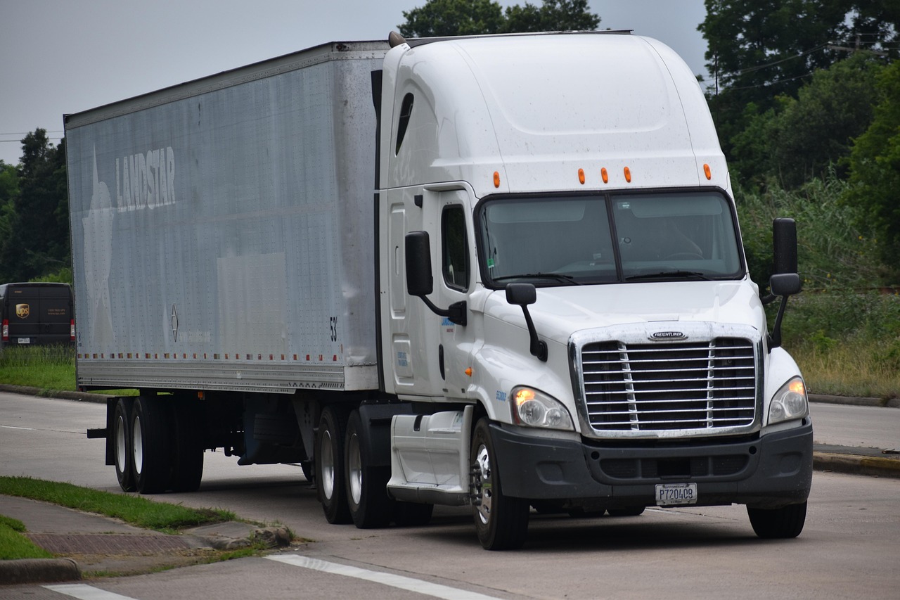 fleet management trucks